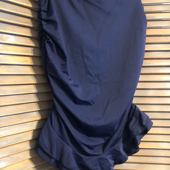 Keeprone Swimsuit - Picture 3 of 4